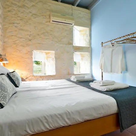Mediterranea, With Heated Pool Livadia (Crete)